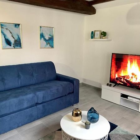 Appartement Les Bleuets - Centre Ville De Saumur Kültér fotó